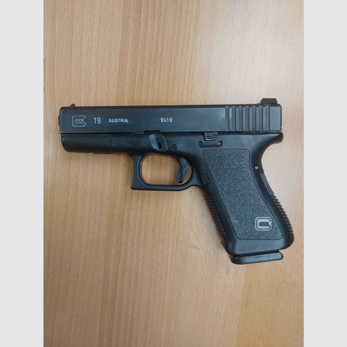 Glock, Austria Modell 19