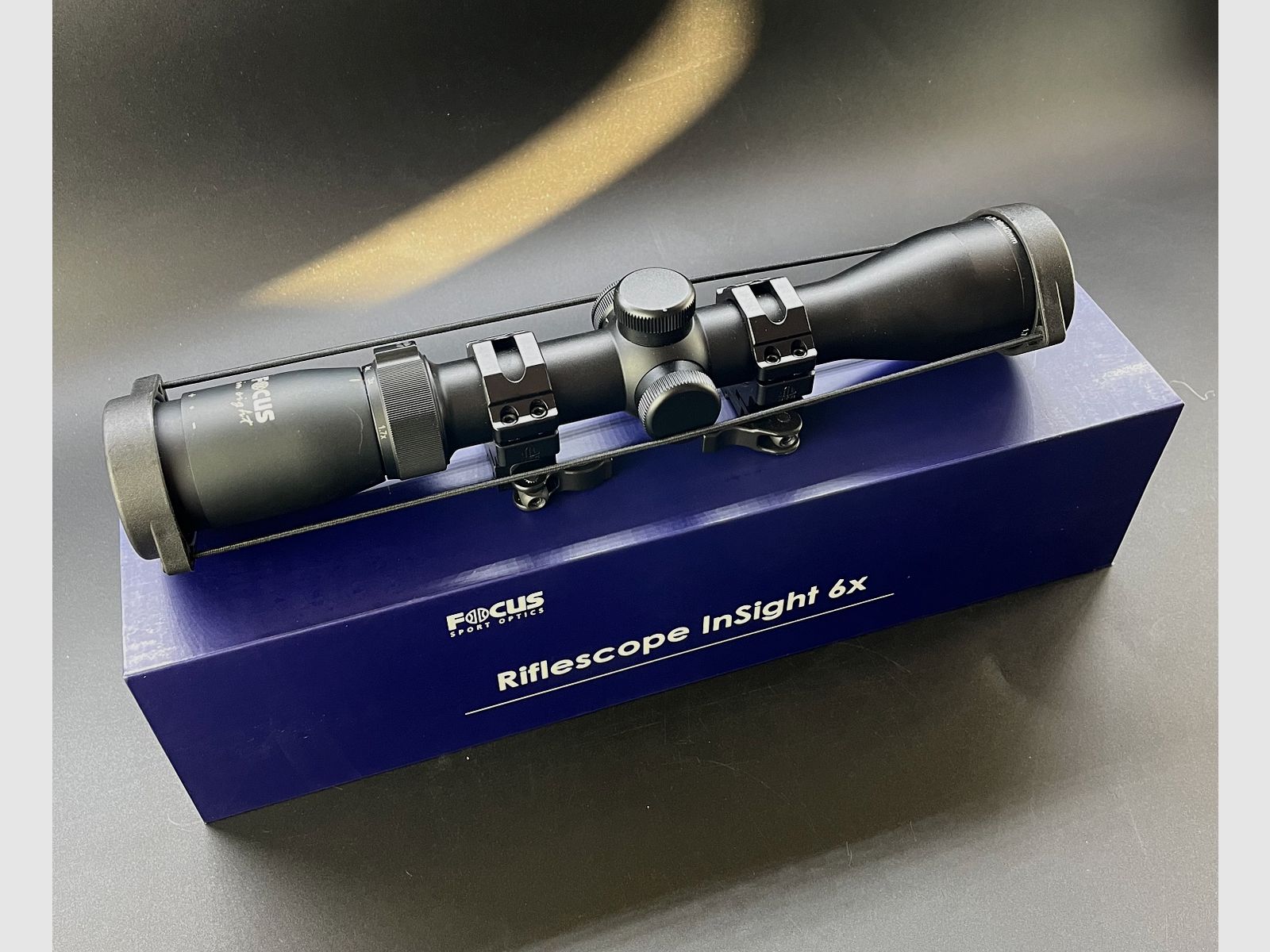 Aussteller FOCUS In Sight 1,7-10x42 #4 30mm mit Ringmontage 110573