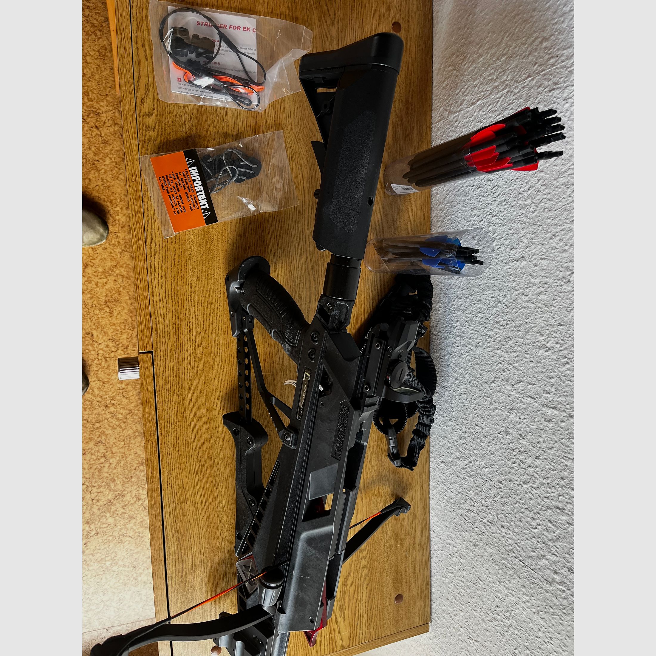 Cobra Adder arbalète à répétition avec accessoires