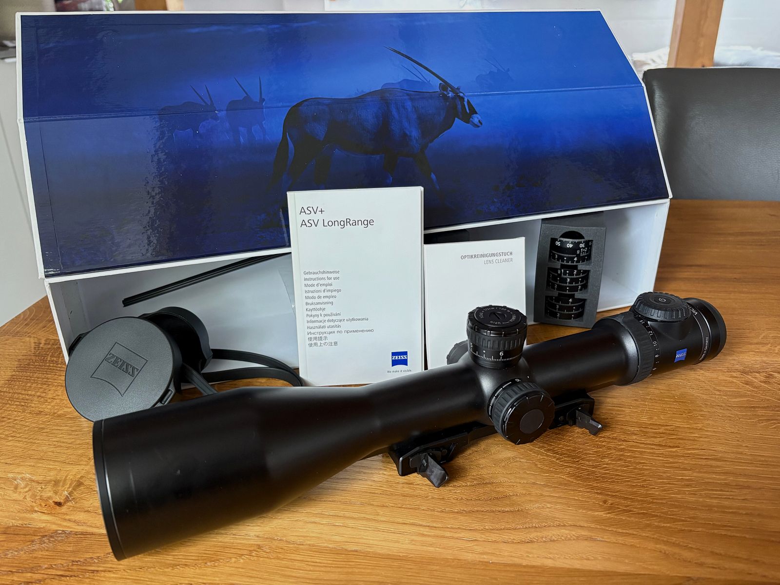 Zeiss Victory V8 4.8-35x60 M Abs. 43 including Innomount mount