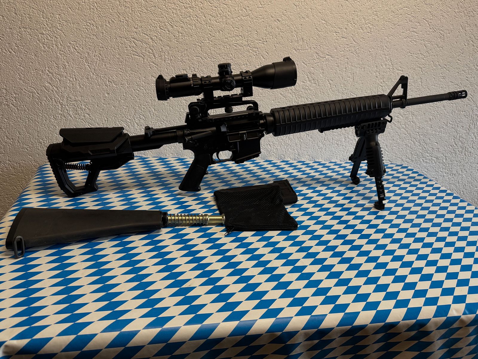 Selbstladebüchse Sabre -Defence XR15 20“ ( M16) mit ZF und Zweibein