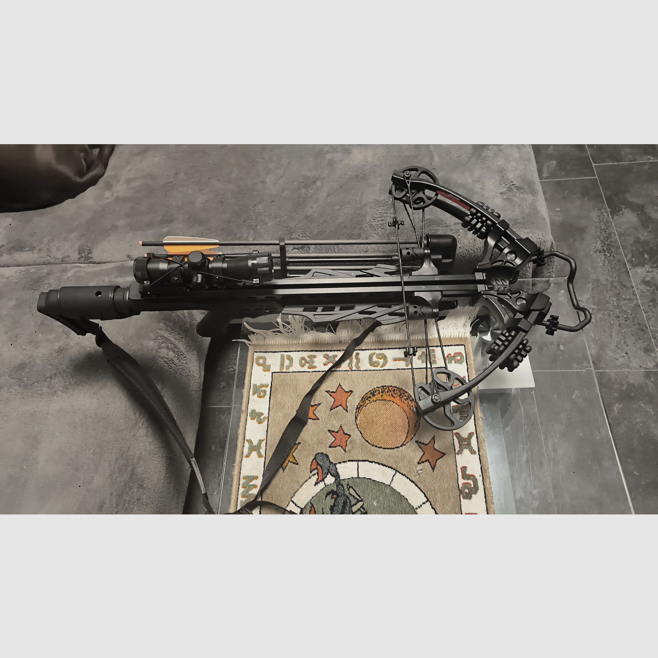 Man Kung MK-XB58BK compound bow as good as new
