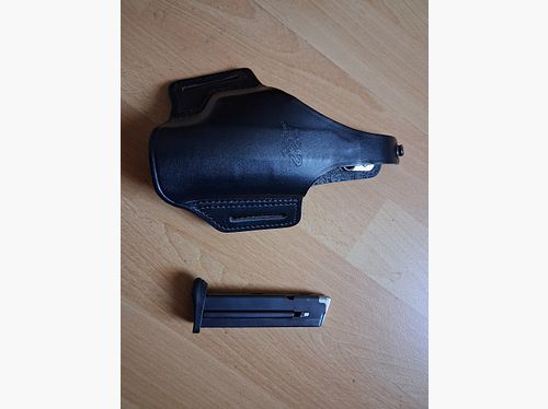 Walther P22q (defectuosa) con 2do nuevo cargador y funda de cuero Walther P22 en estado como nuevo