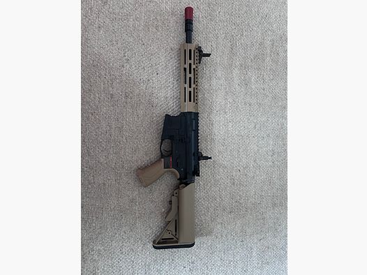 G&G Combat Machine CM16R2 mit umfangreichem Zubehör 