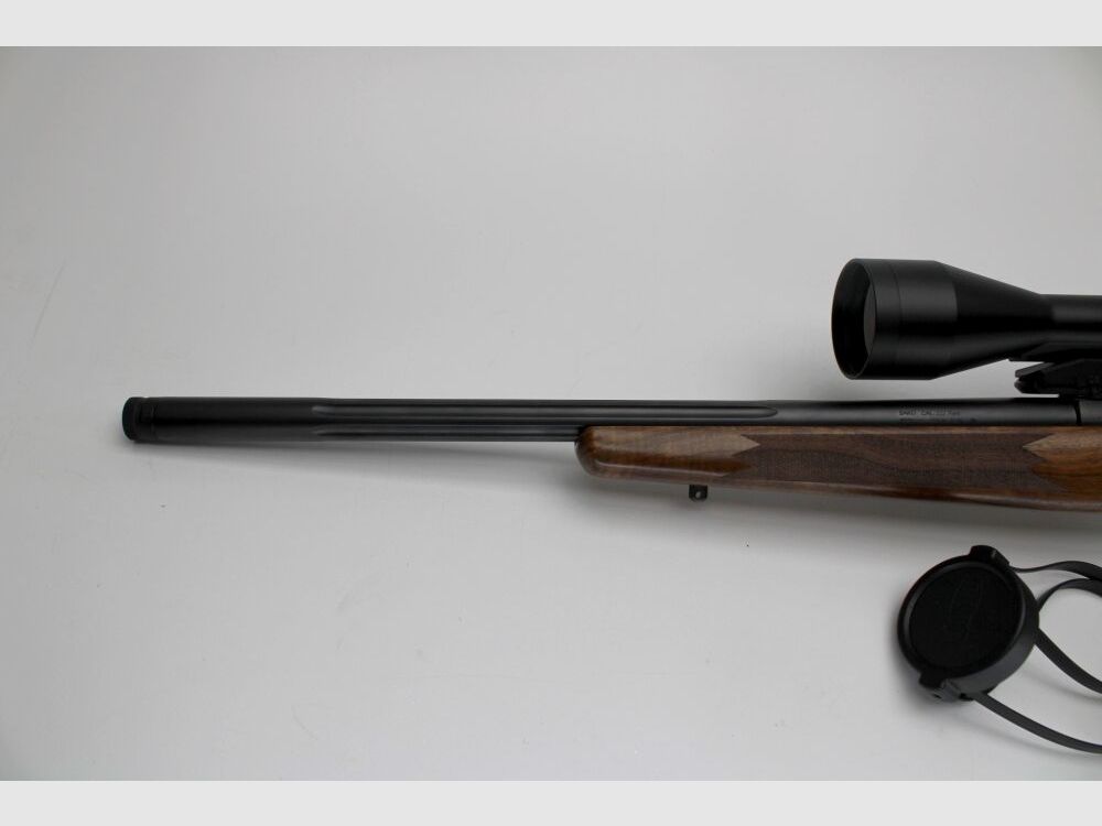 Rep. Büchse Sako 85 Varmint Kurz kannelierter Lauf Meopta 3-12x56 auf Dentl .222Rem