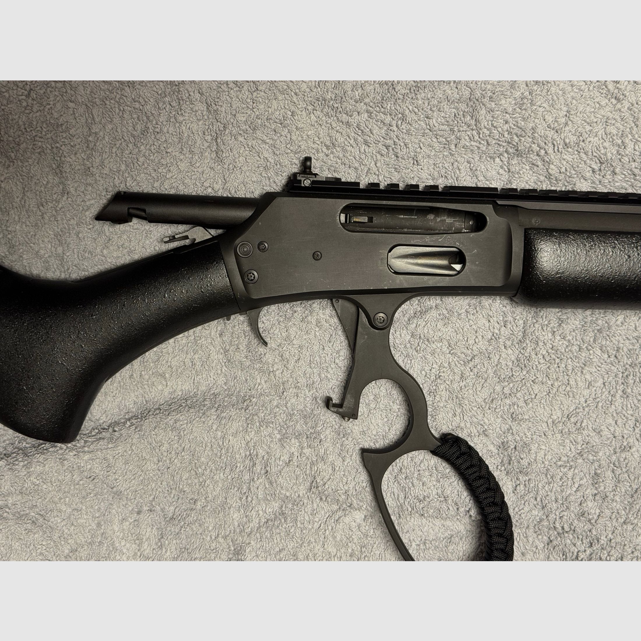 Marlin 336 Dark Series Kal.30-30 Win