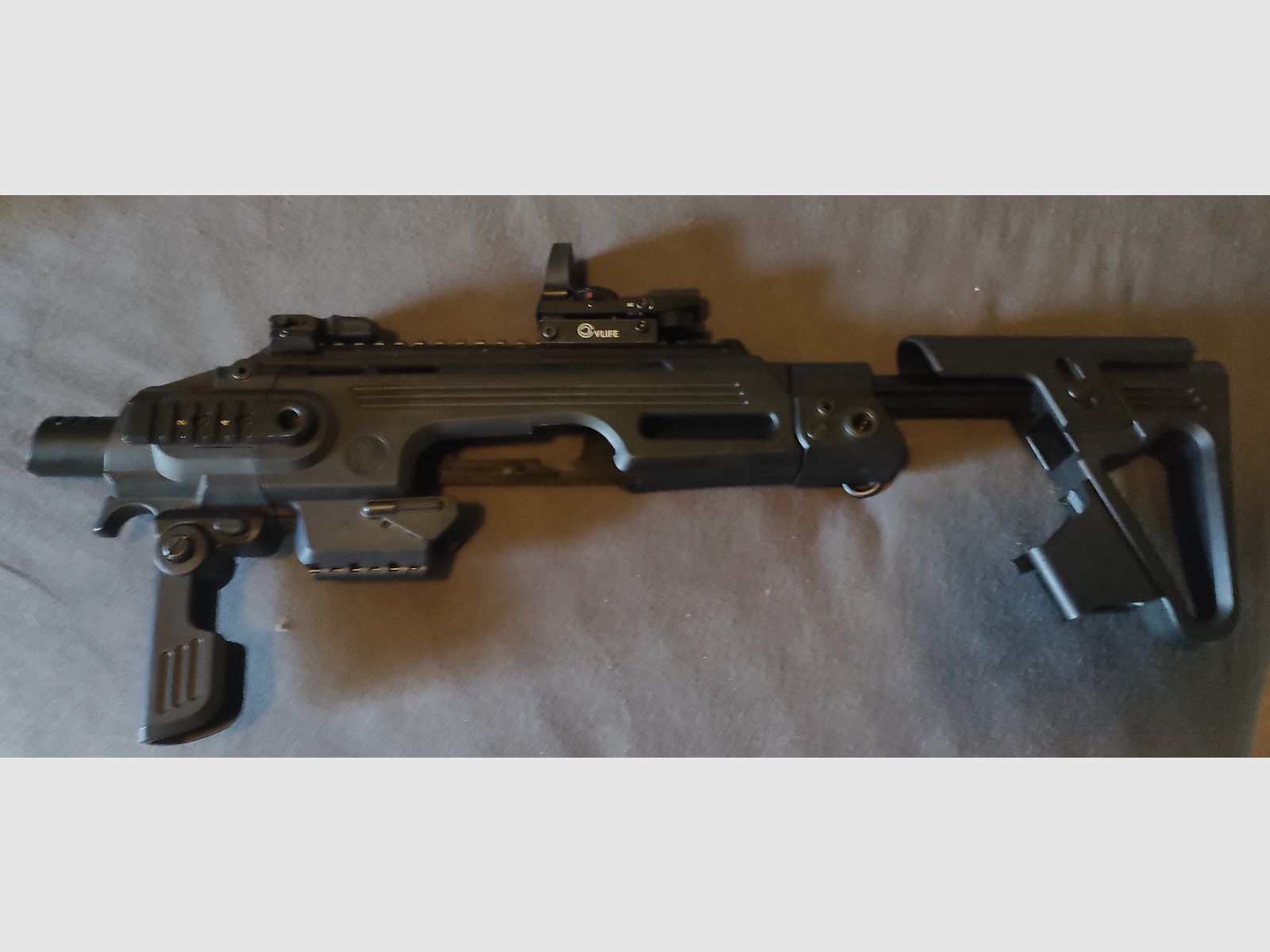 Glock 18C GBB - G18C inkl. Magazinen, Roni Kit und Visier 