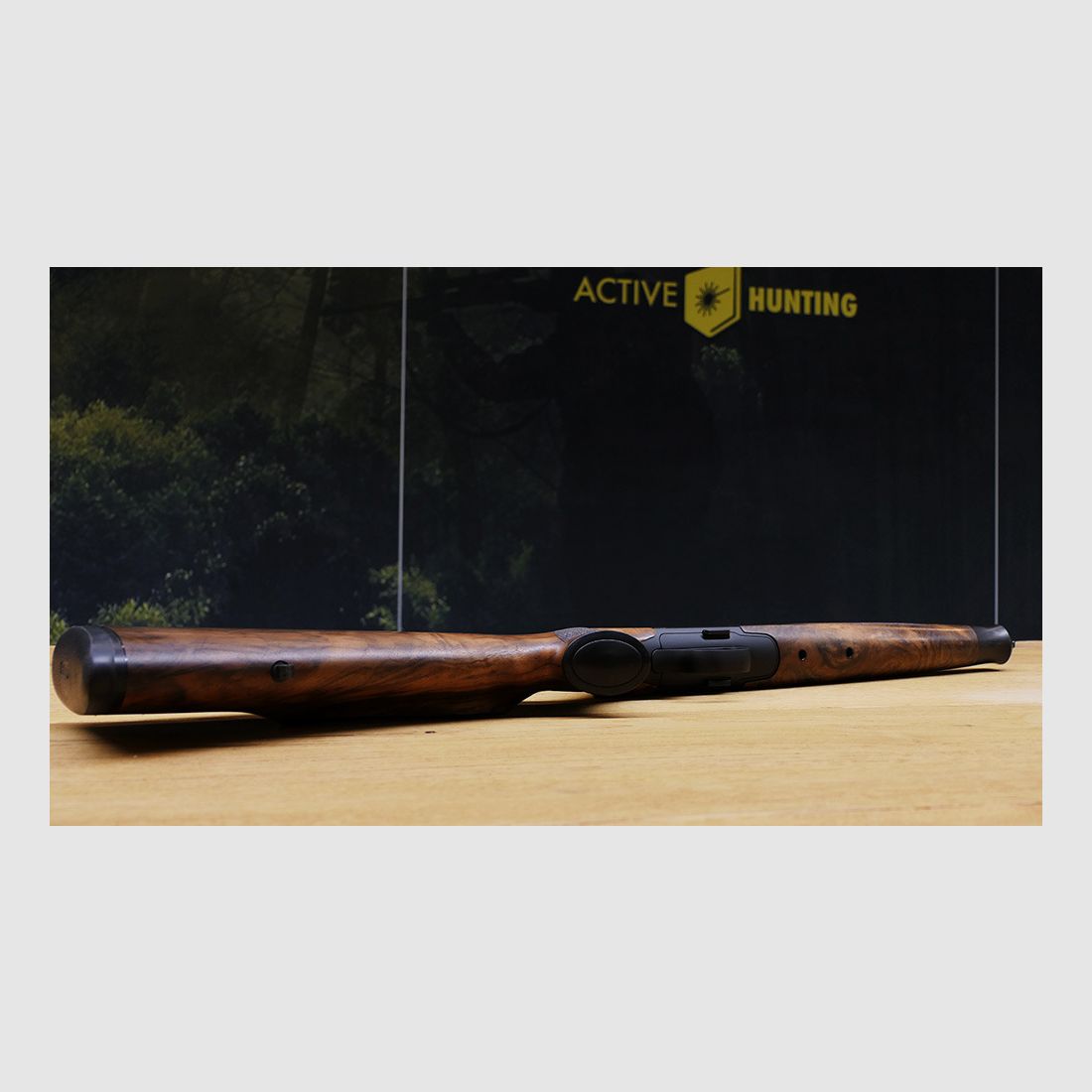 Blaser R8 Schäftung / Holzklasse 7 / Bayrische Doppelfalzbacke / mattes Finish