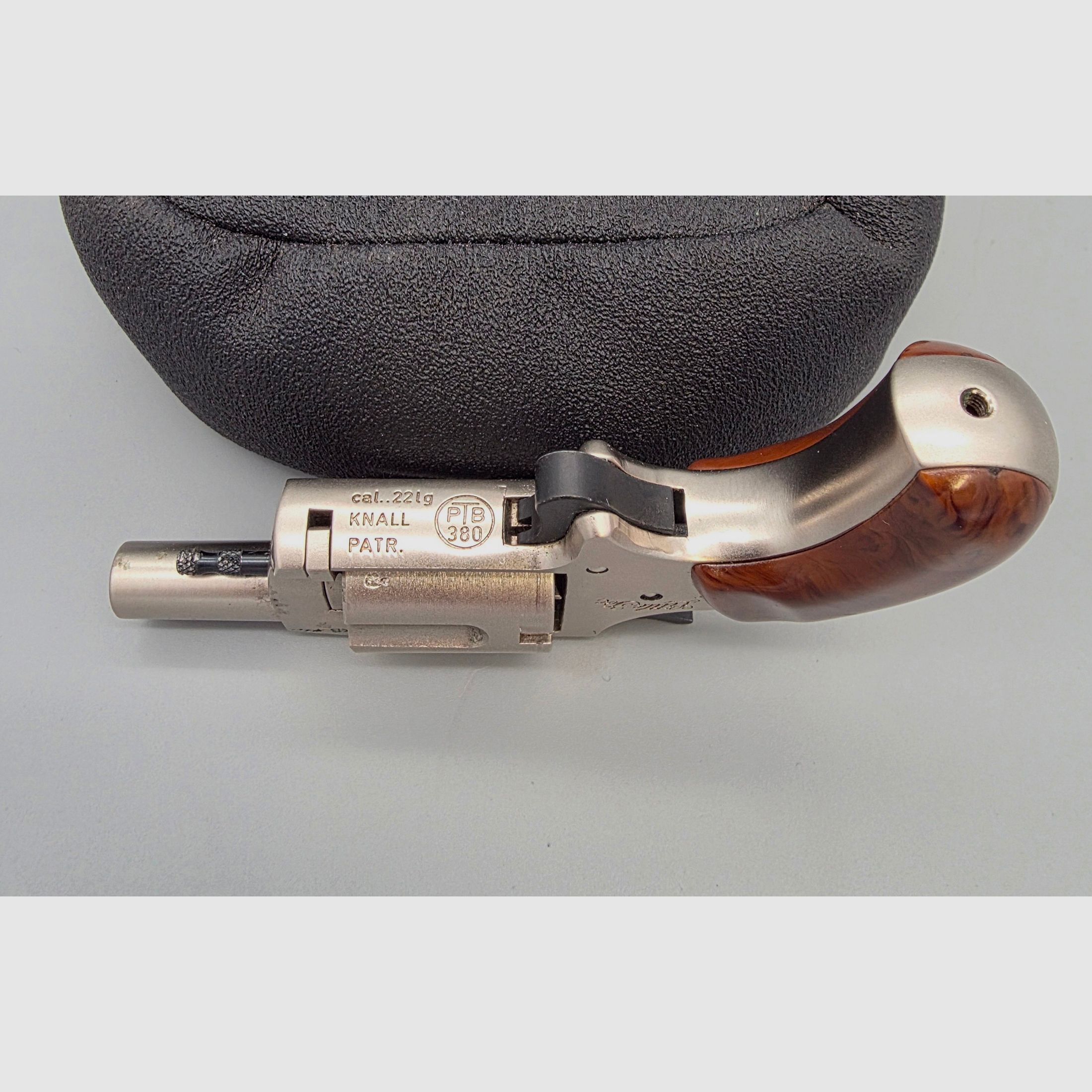 Röhm Little Joe Cal. .22 selten mit PTB 380 Revolver