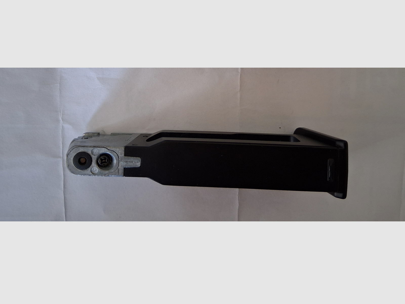 Magazin für CO2 Pistole ISSC M22 WG Blow Back, Kal. 6 mm BB, (neuwertig)