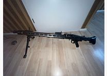 Ametralladora decorativa / MG53 Zastava