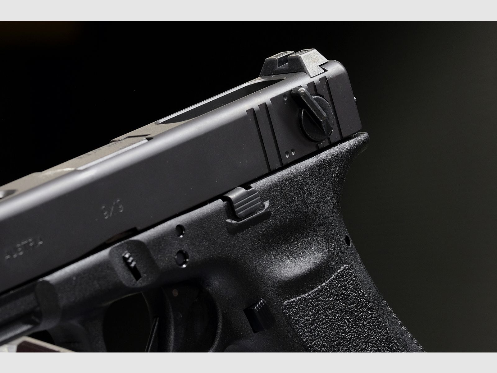 Glock 18 Gen3, image 8 sur 9