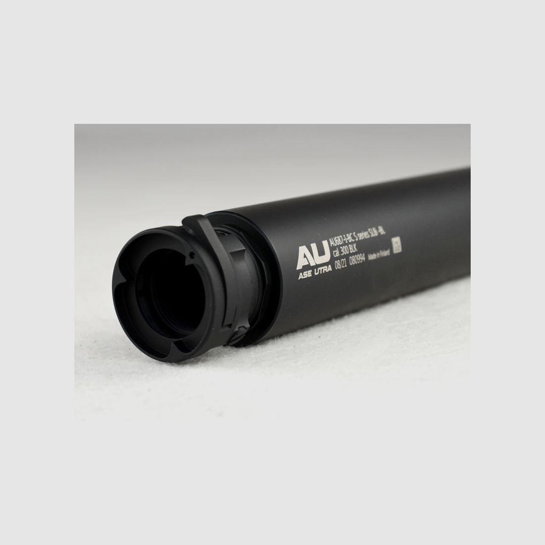 ASE UTRA SL8i .300 Blackout CERAKOTE-Modell, mit schwarzem Finish