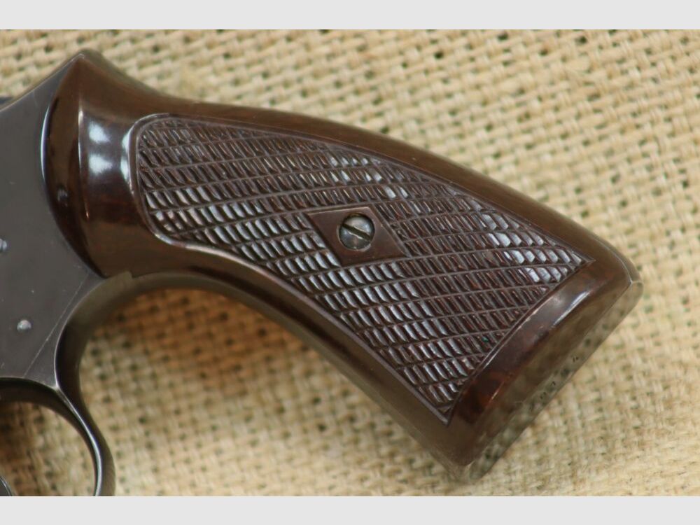 Willi Korth, Polizei-Revolver von 1964