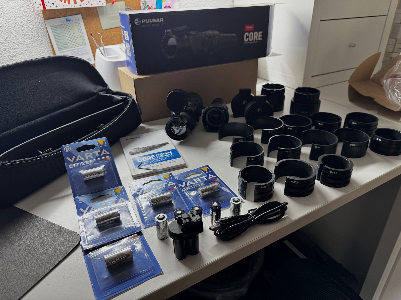 Pulsar core  FXQ55BW Neuwertig inkl 2 Montageadapter und Zubehör 