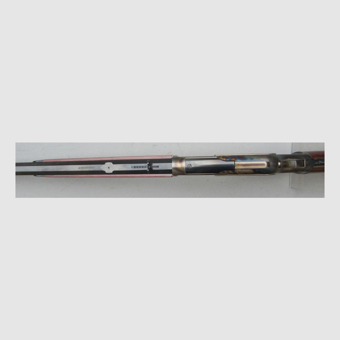 UBERTI WŁOCHY UBERTI Typ Winchester 1873 Karabin sportowy 24"