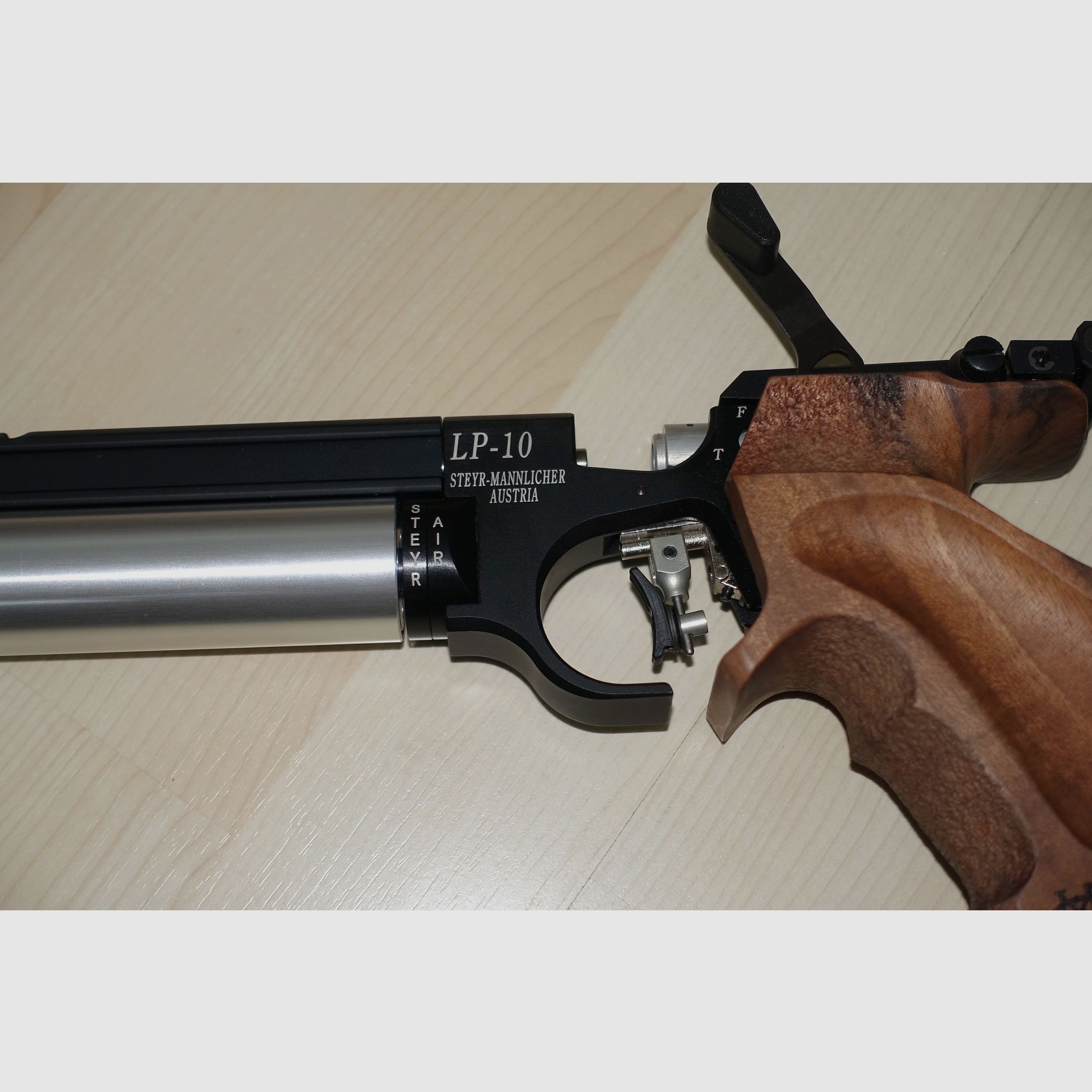 TOP Angebot neuwertige Steyr LP10 Pressluft Matchpistole / Bitte lesen!