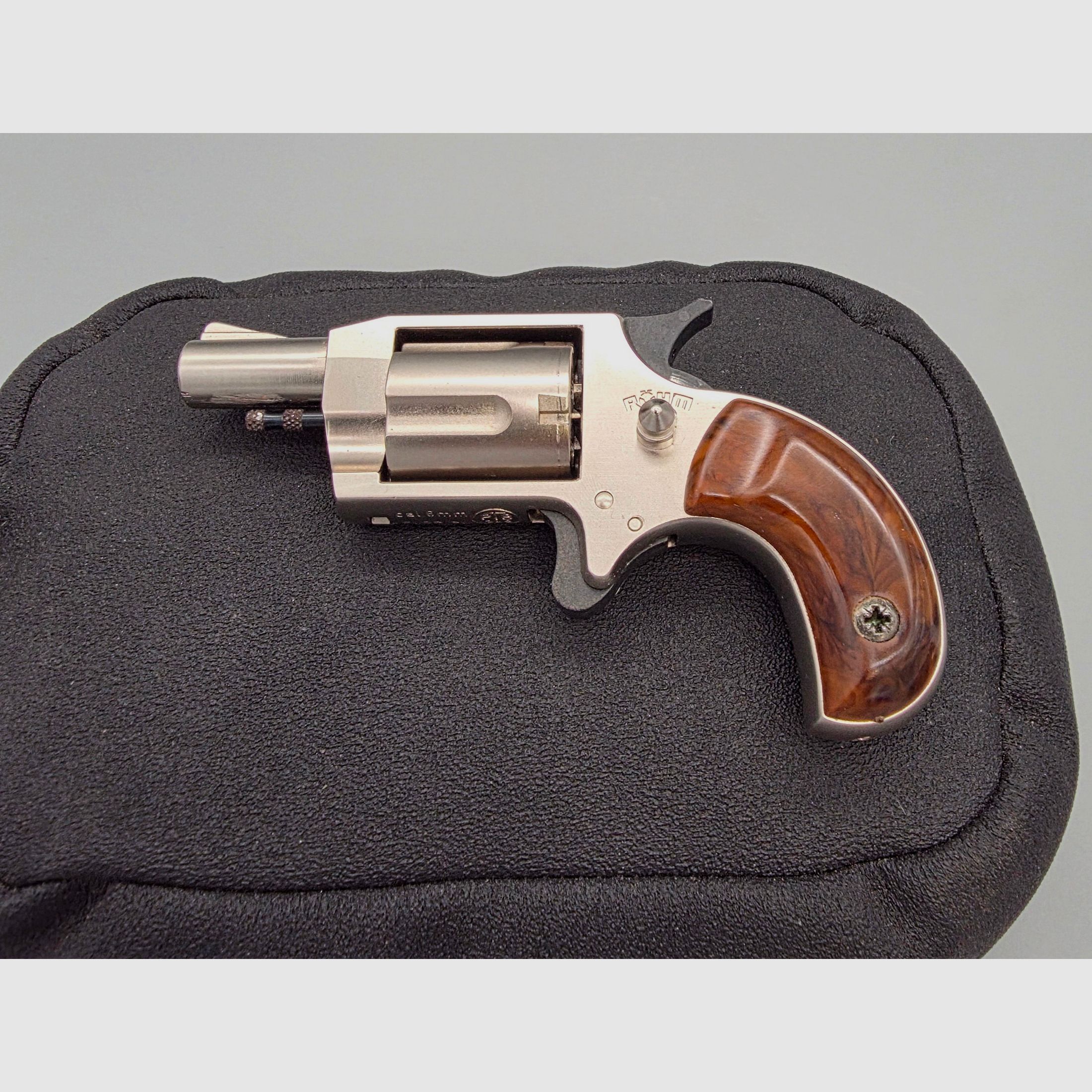 Röhm Little Joe met ceintuurgesp cal. 6mm Flobert in OVP PTB 349