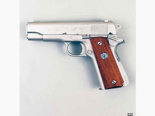 Pistole Colt mod. Combat Commander Kal. 9×19 Para Seriennr. 70SC45470
