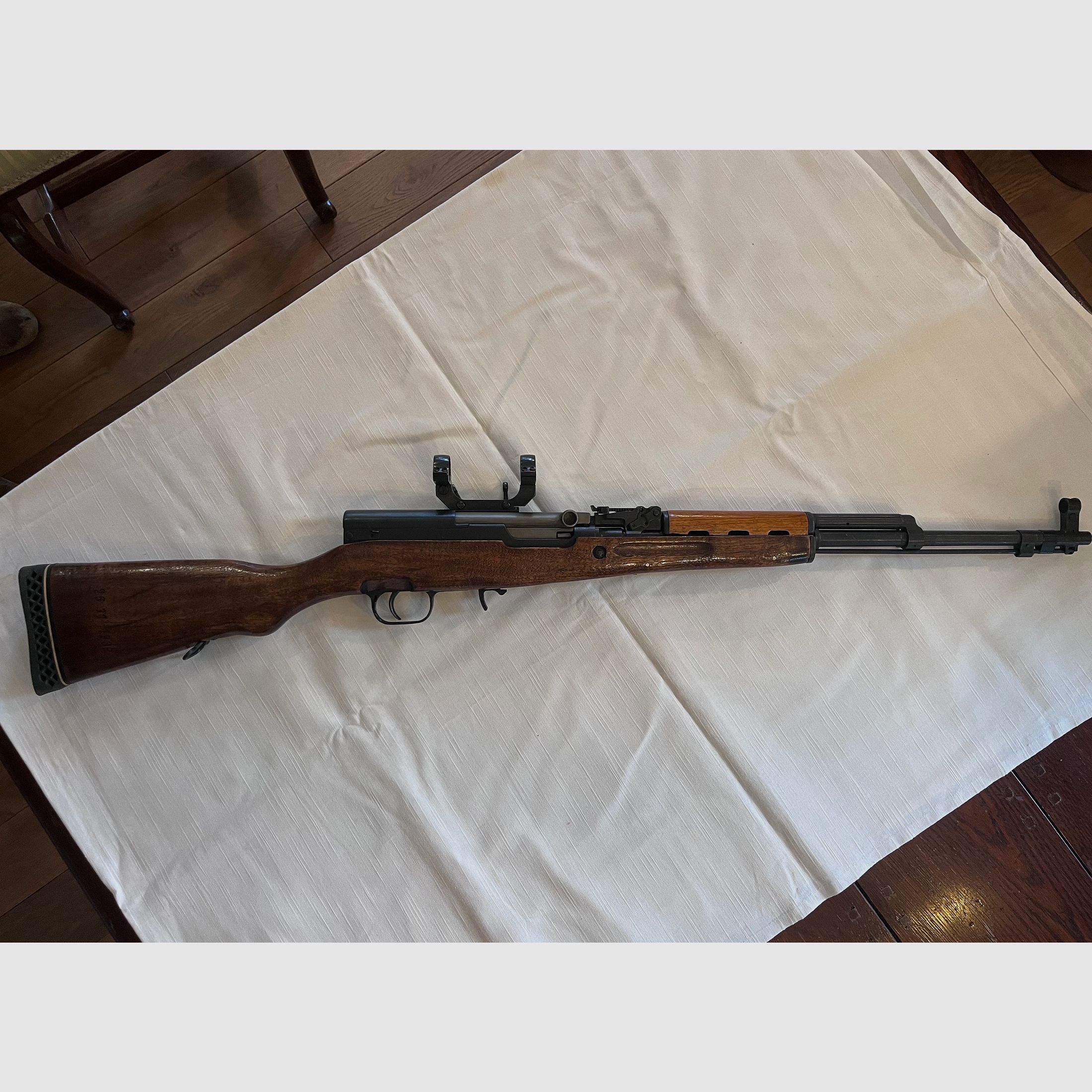 Carabina semiautomática SKs cal. 7,62 x 39