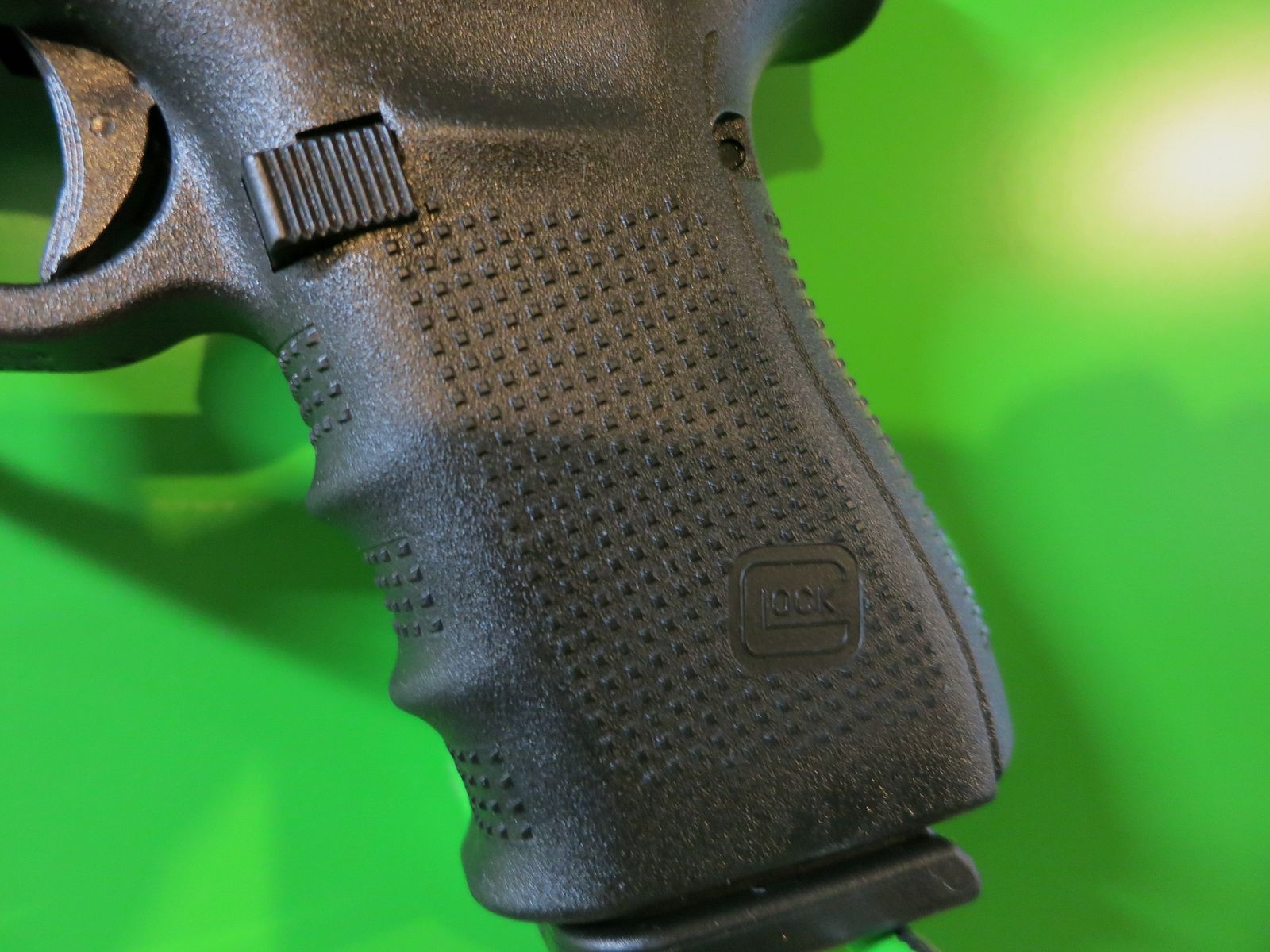 Pistole GLOCK 19, Gen. 4, 4" Lauf, 9 mm Luger       #13-