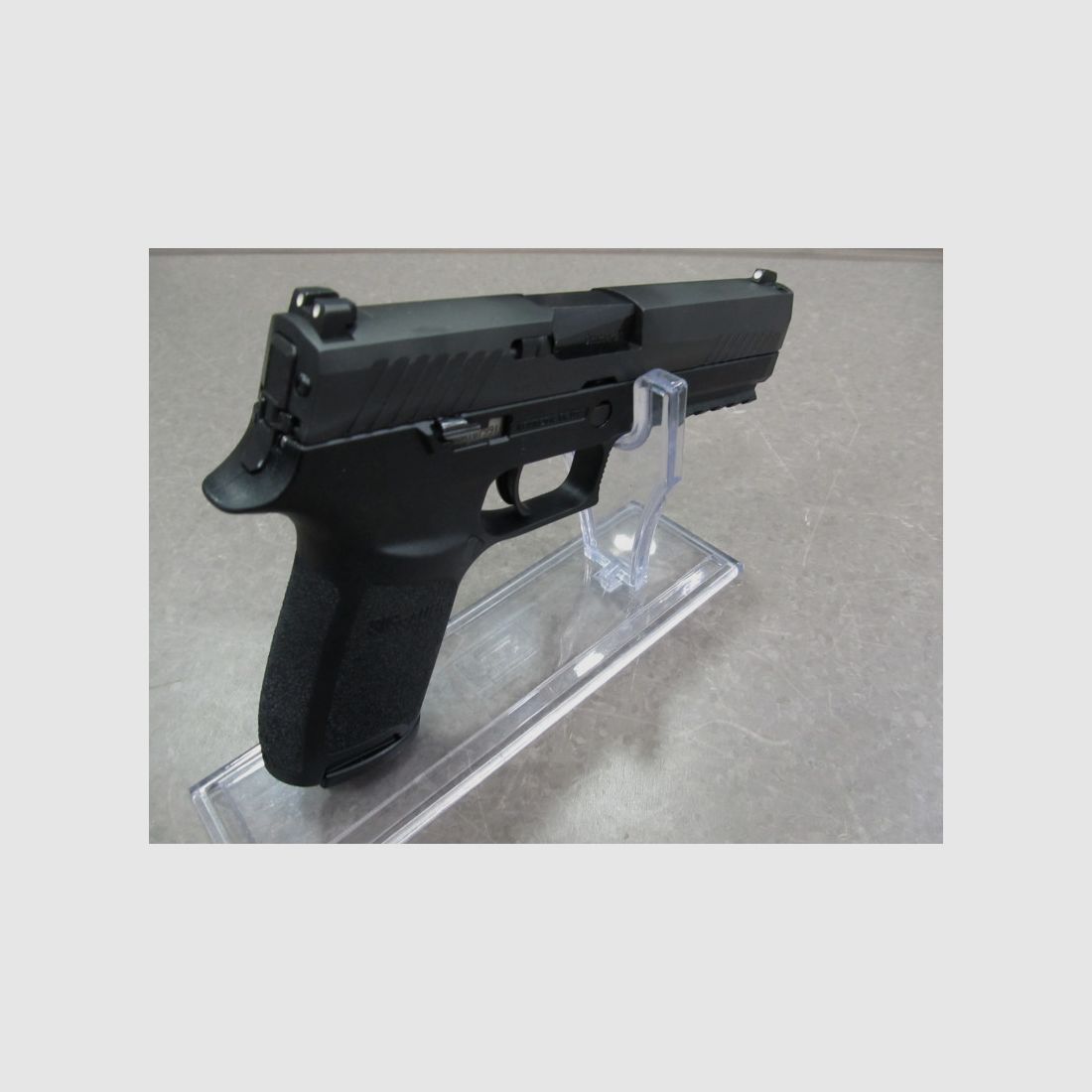 SIGSAUER P 320 CAL9X21 used, image 4 of 7