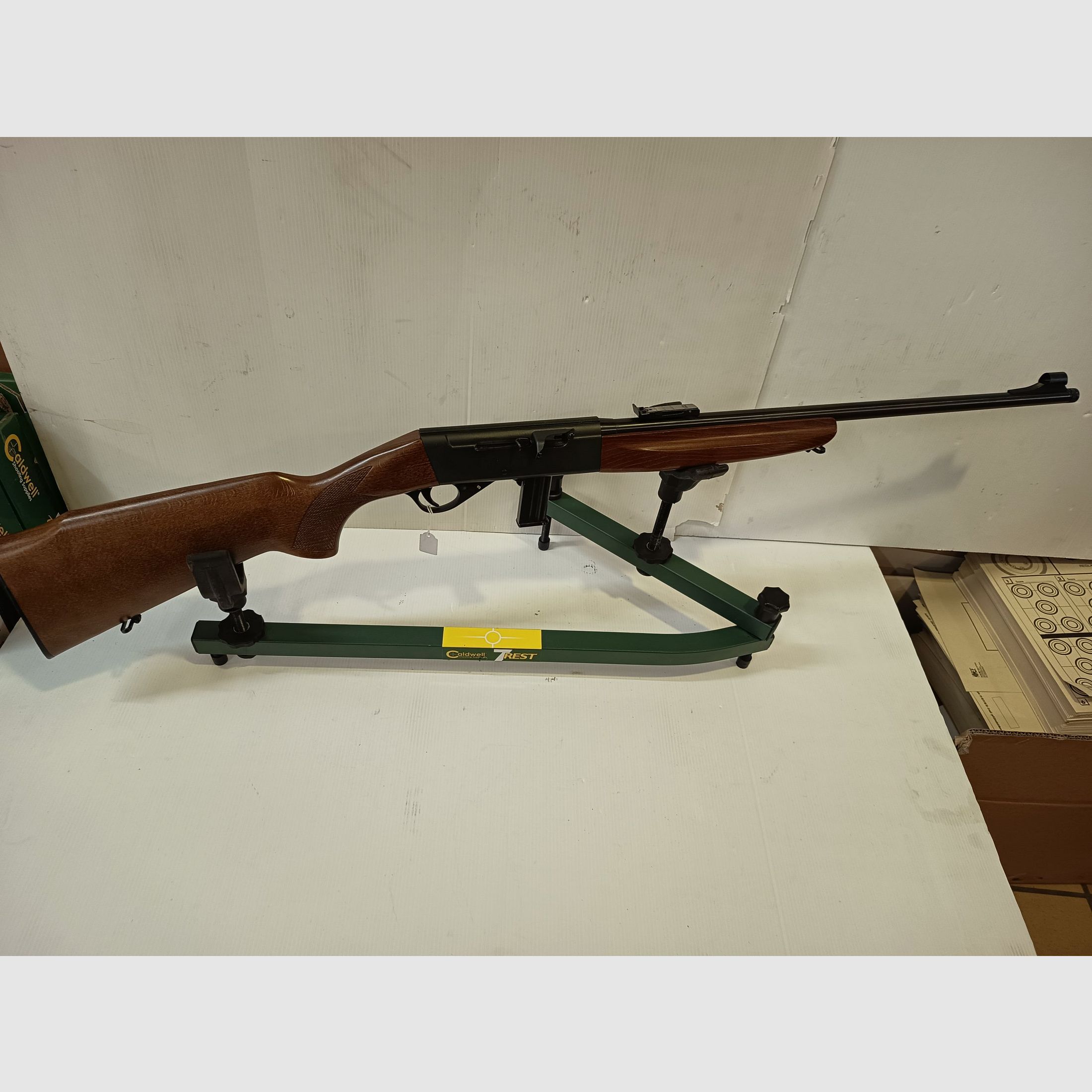 ANSCHUTZ 520 .22lr mit Gewinde, Bild 1 von 9