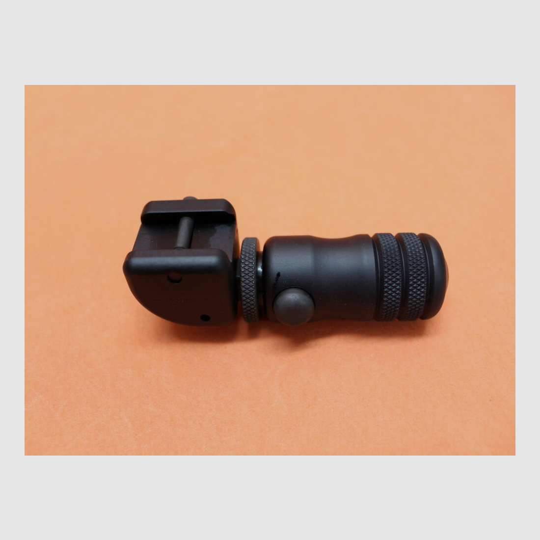 Accu-Shot Accu-Shot PRM Rail-Mount Monopod (BT12-QK) Standard Range 3.75-4.65"/ Quick Knob f. Picatinny/Weaver