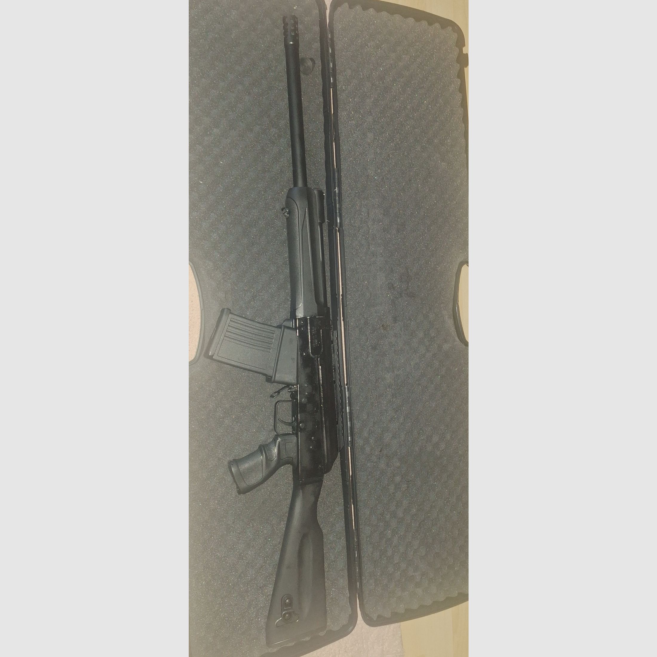 Saiga 12  Real Steel Freie Waffe