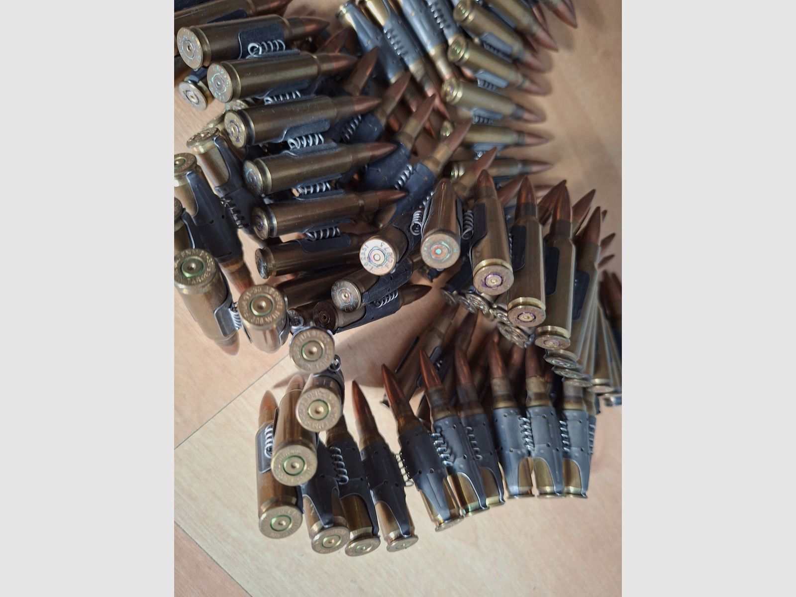 MG 3: Cinta decorativa de 7,62 x 51 mm NATO con 100 cartuchos decorativos