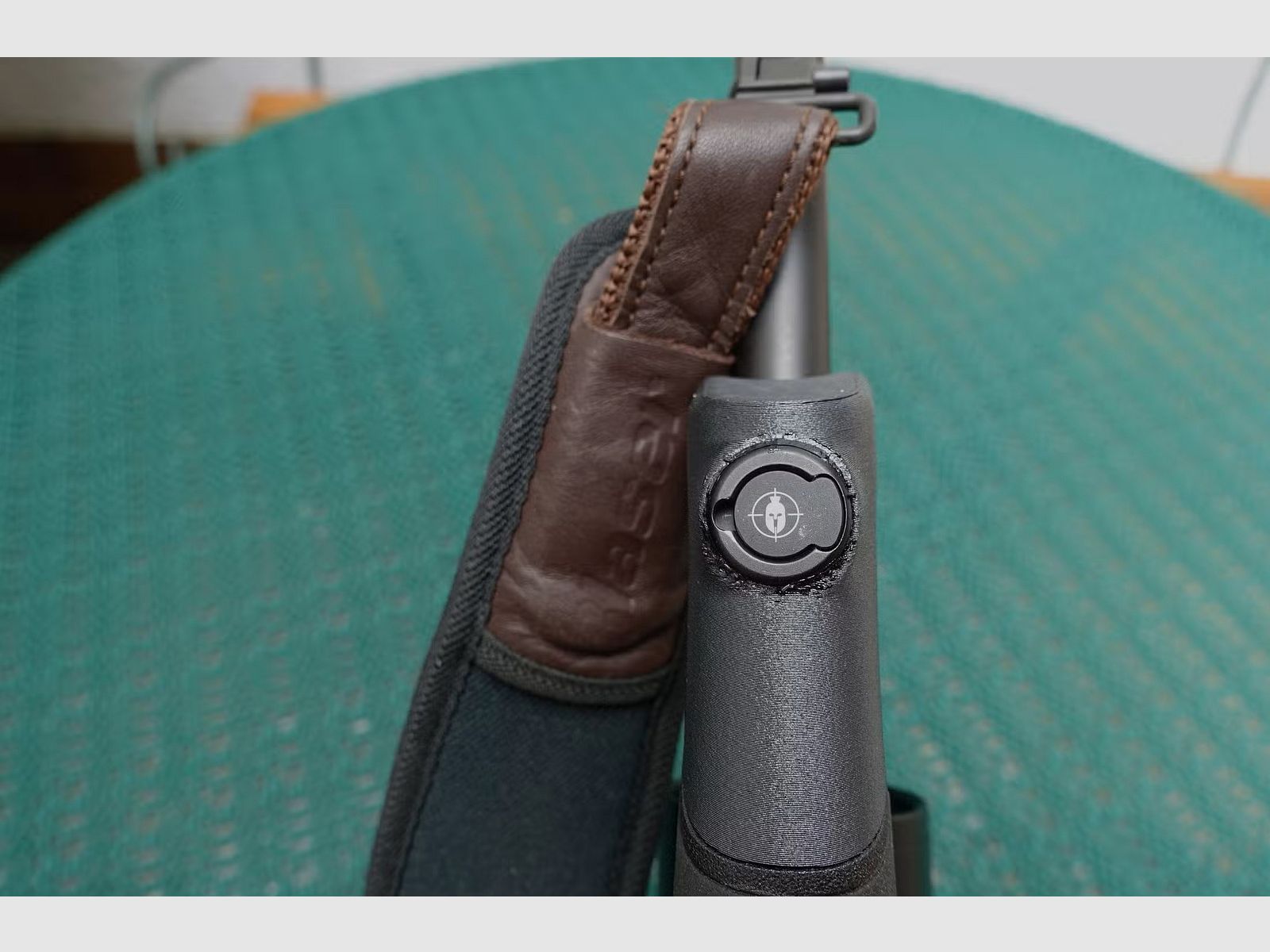 Blaser K95 bipod - opname inclusief voorhandafsluiting