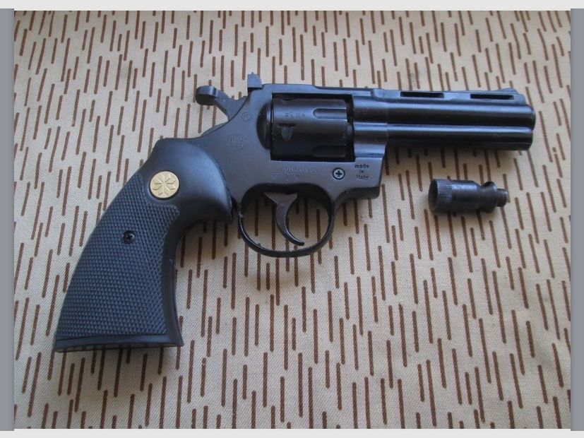 Schreckschußrevolver Modell Python