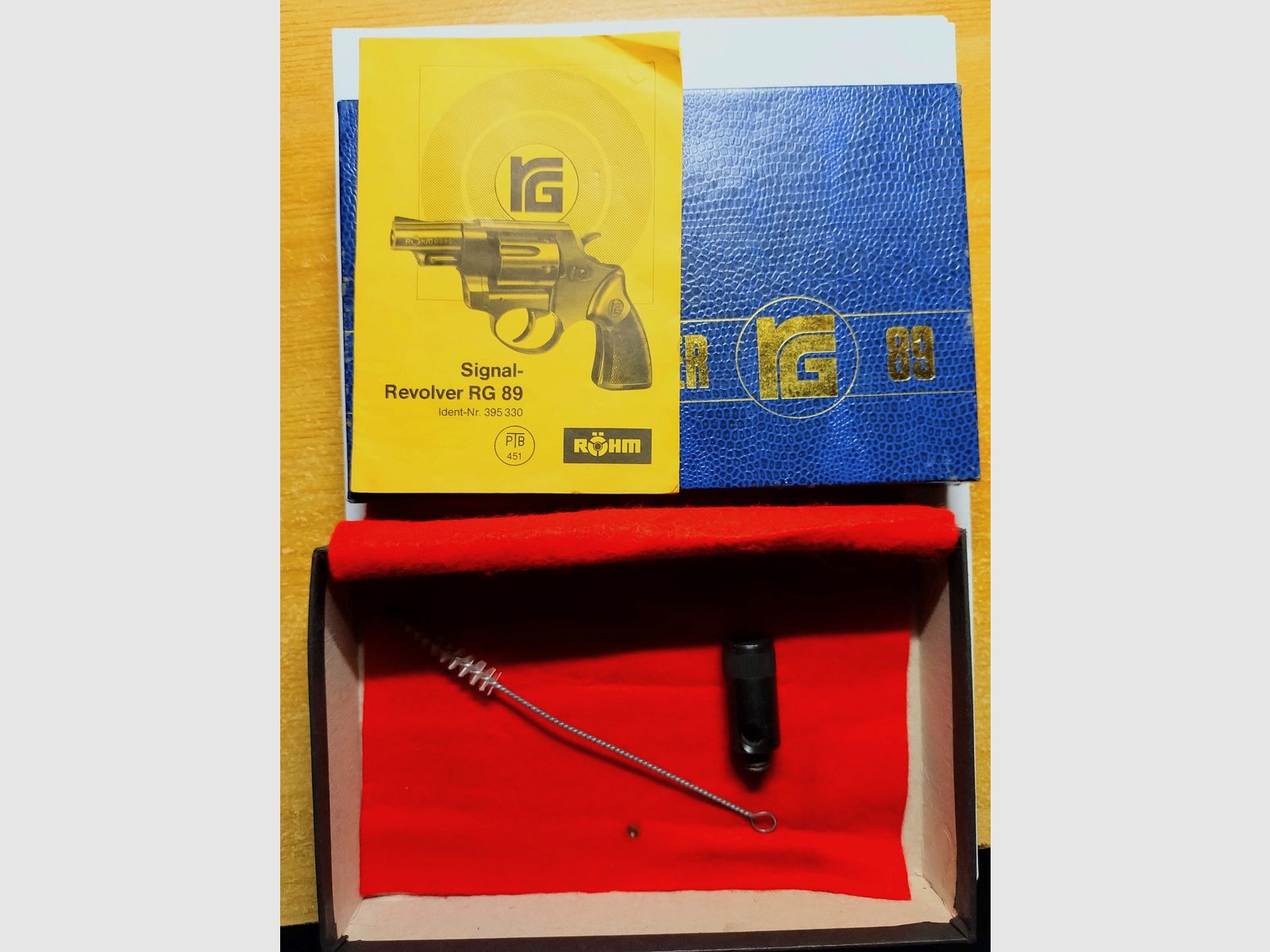 Packaging for RG 89 (without revolver)