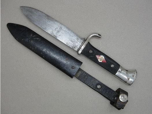 Fahrtenmesser HJ mit Devise Carl Wusthoff aus Wk2 