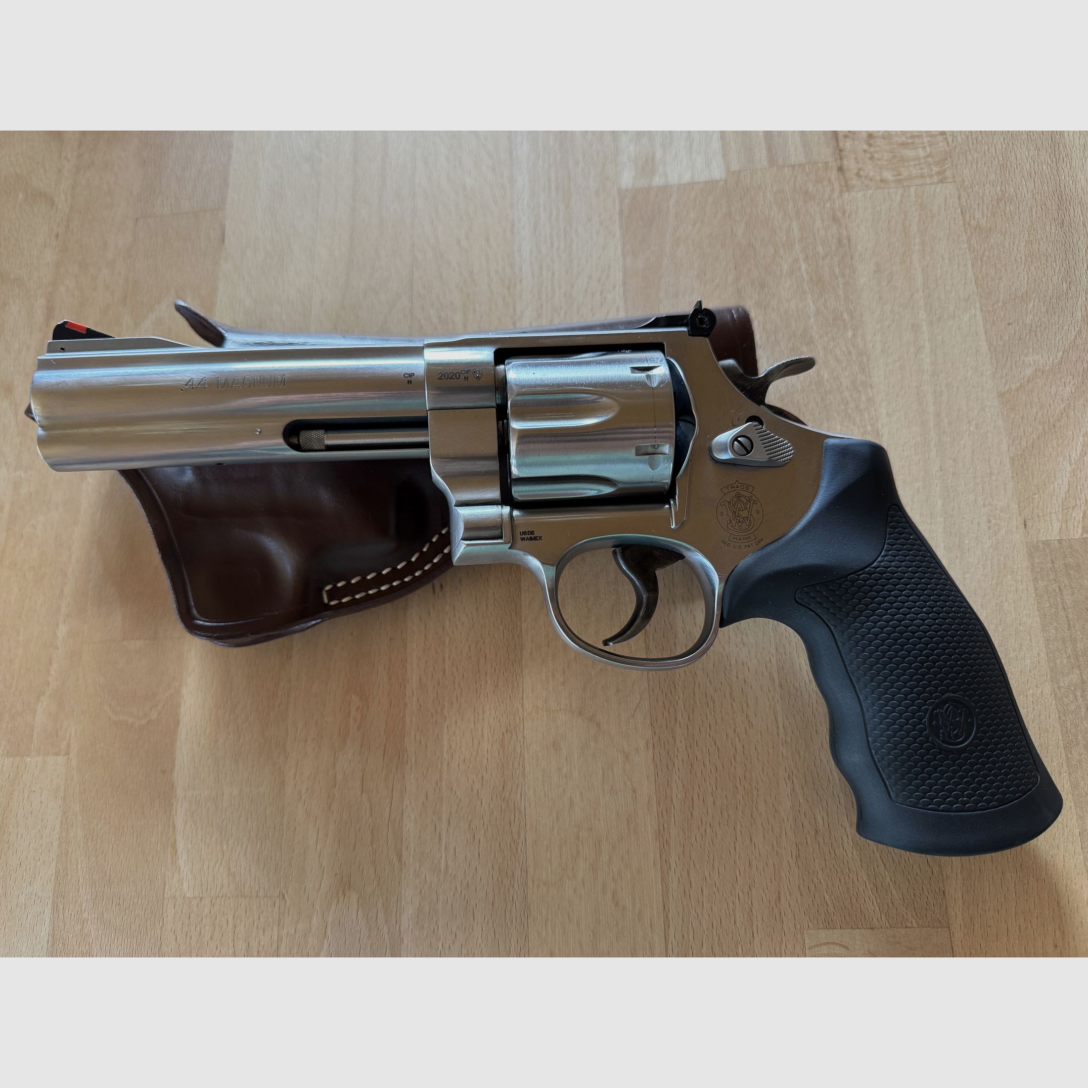 Smith & Wesson 629 Classic, .44 Mag, 5"-Lauf. Gebrauch,neuwertig