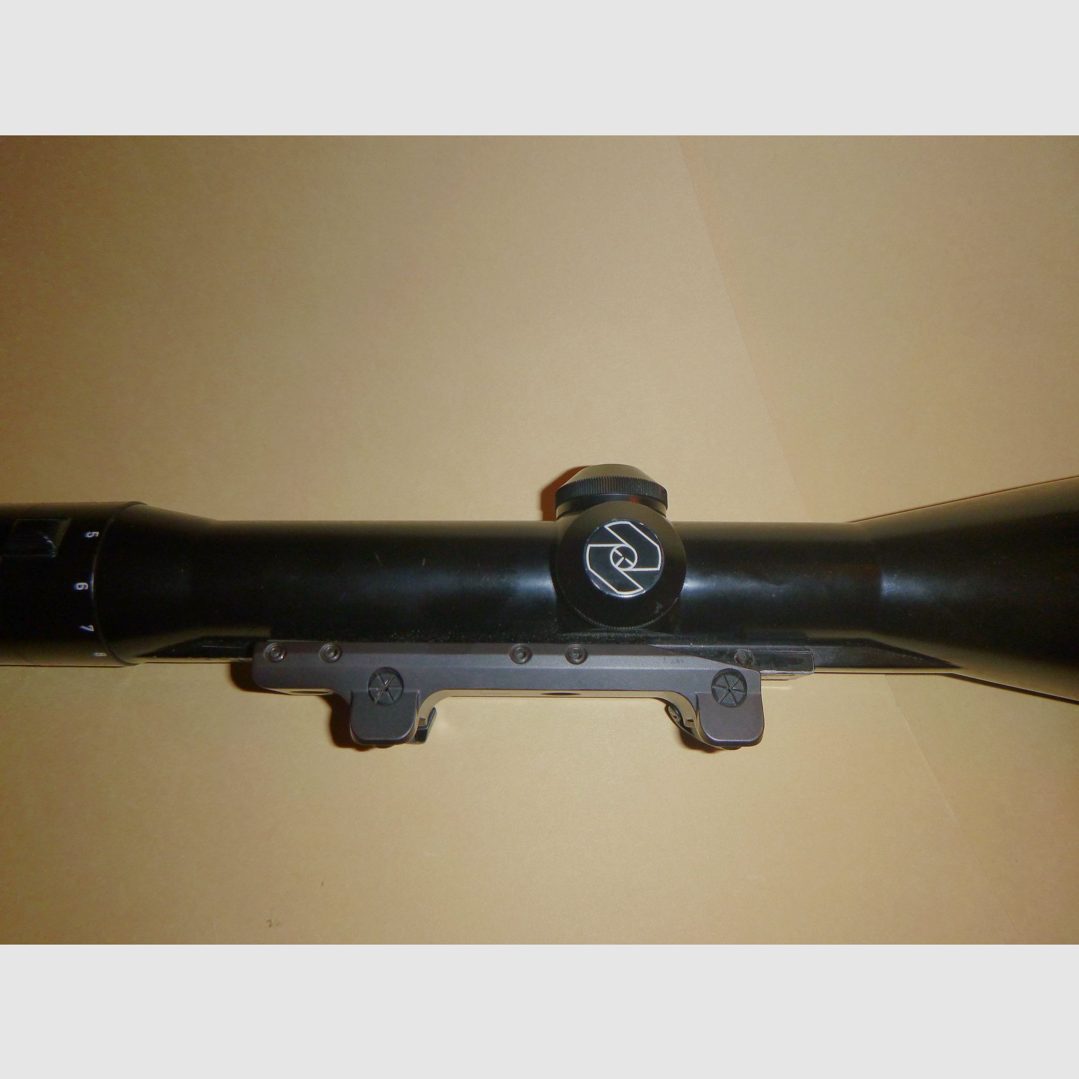 Zeiss Diavari Z 2,5-10x52 T* mit Blaser Sattelmontage