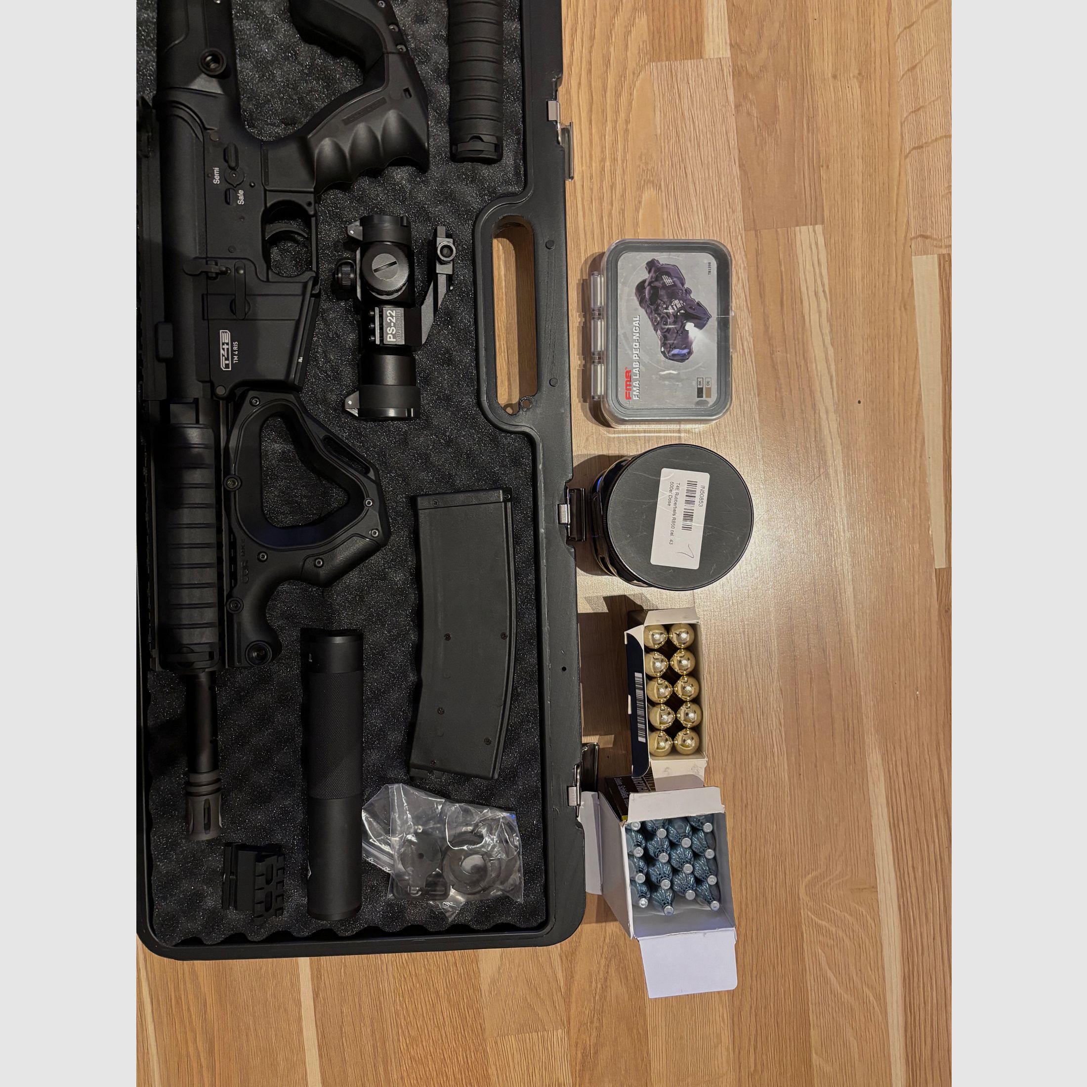 Umarex T4E TM4 RIS kal..43 incl. accessoires