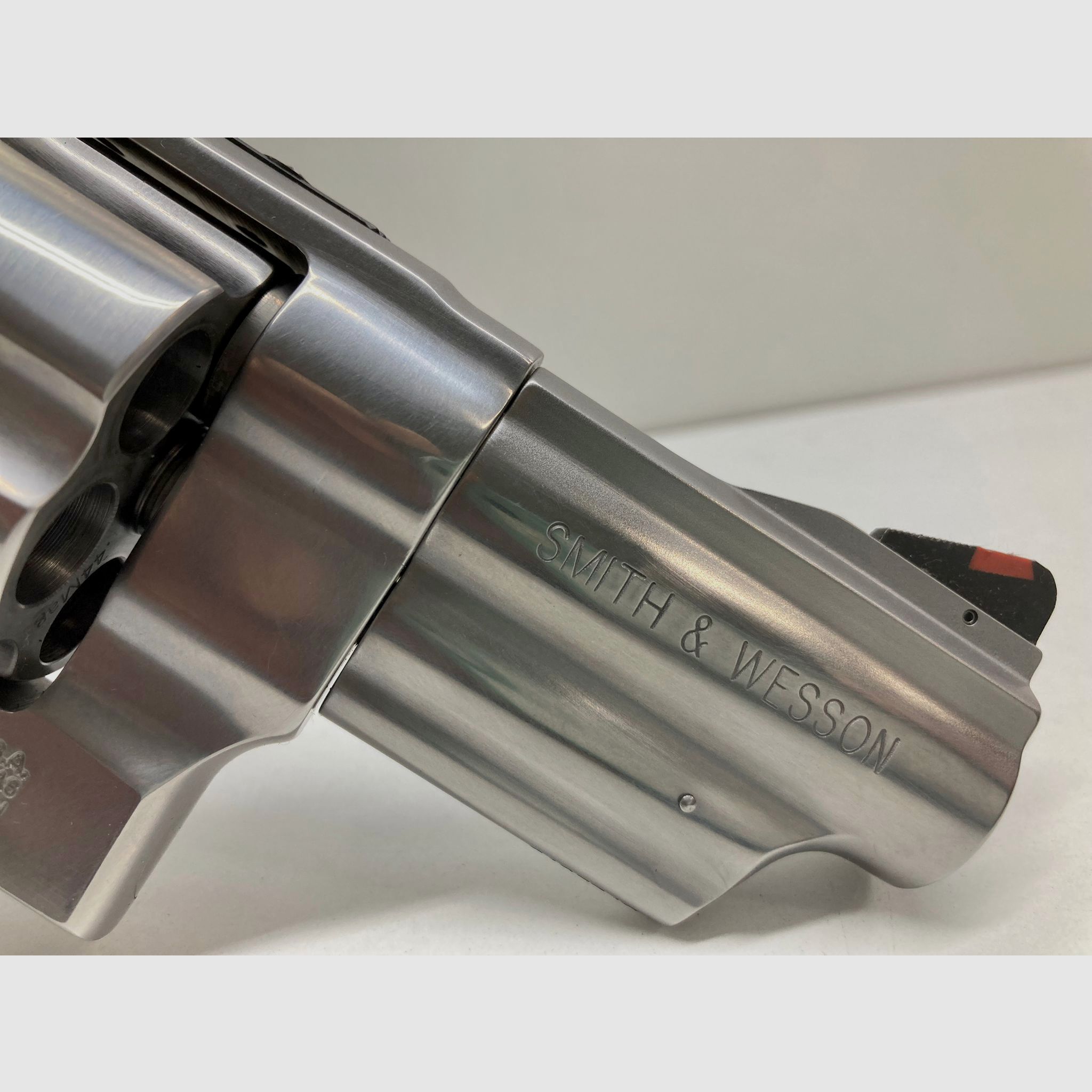 Smith & Wesson S & W Revolver Mod. 629 DELUXE 3″ RR