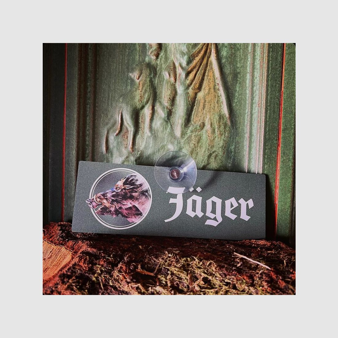 Wilde Hilde Autoschild mit Saugnapf - "Jäger"