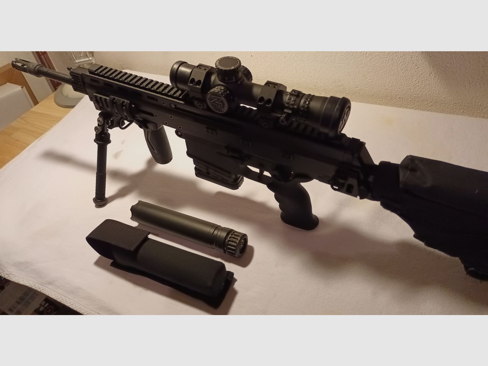 B&T APC308 (kurz mit Klappschaft)