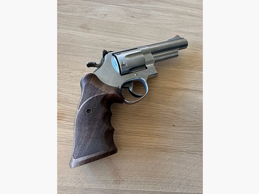Smith & Wesson Revolver Mod. 629-4 .44 Mag.  Top Zustand