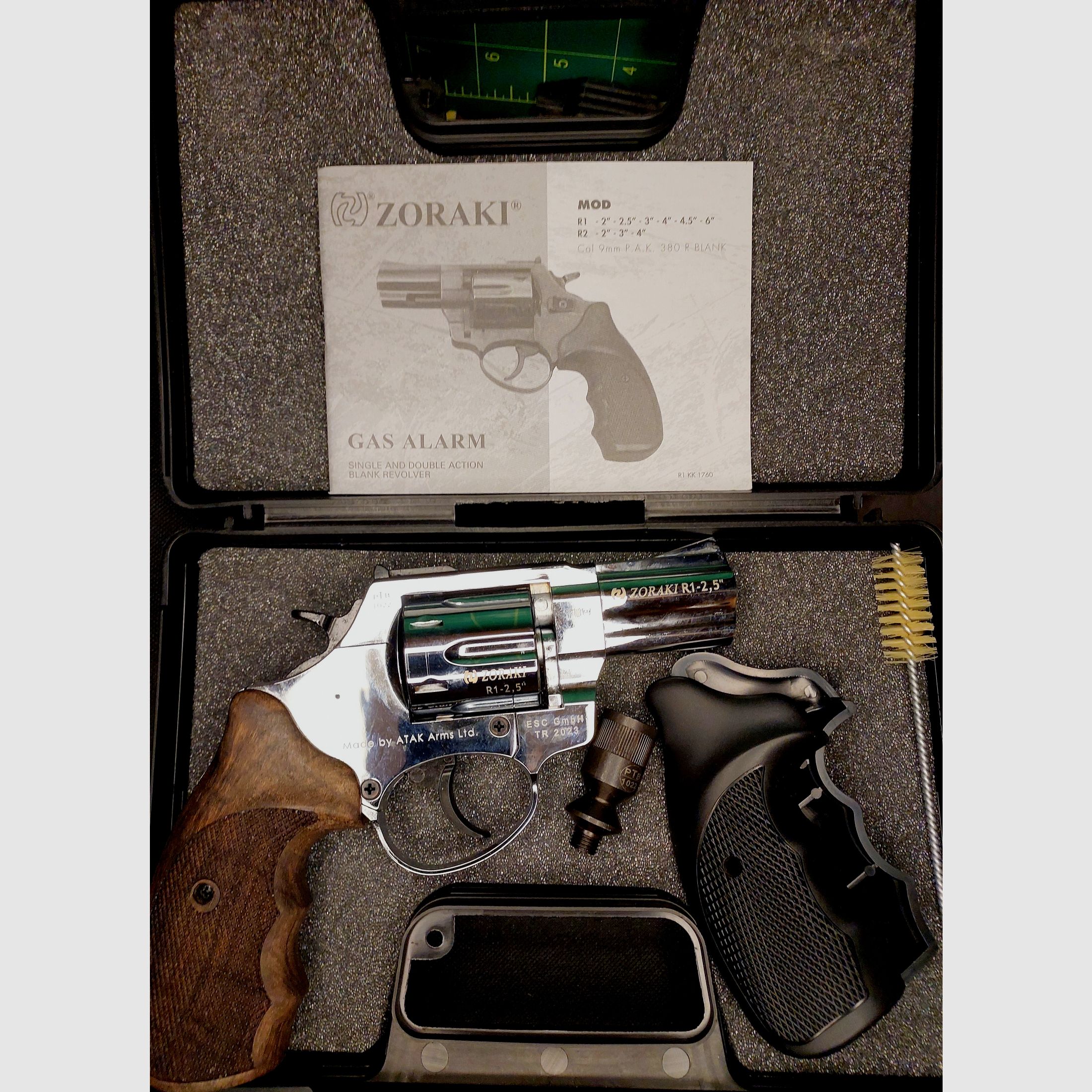 Zoraki R1 2,5 pouces Chrome avec poignées en bois Revolver Cal. 9mm R.K. (PTB 1022)