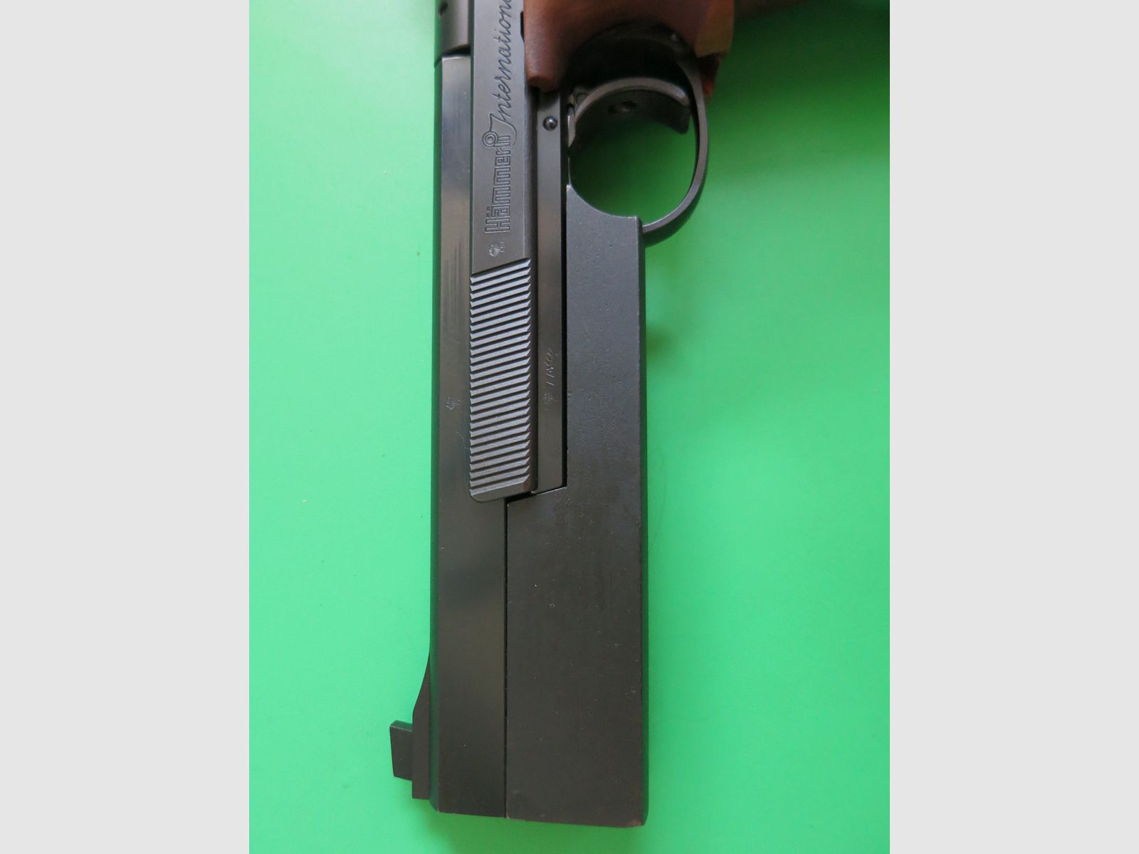 Hämmerli International 208, beste schweizer Ziel- Sportpistole, .22lr +Laufgewicht +NILL-Sportgriff      #49