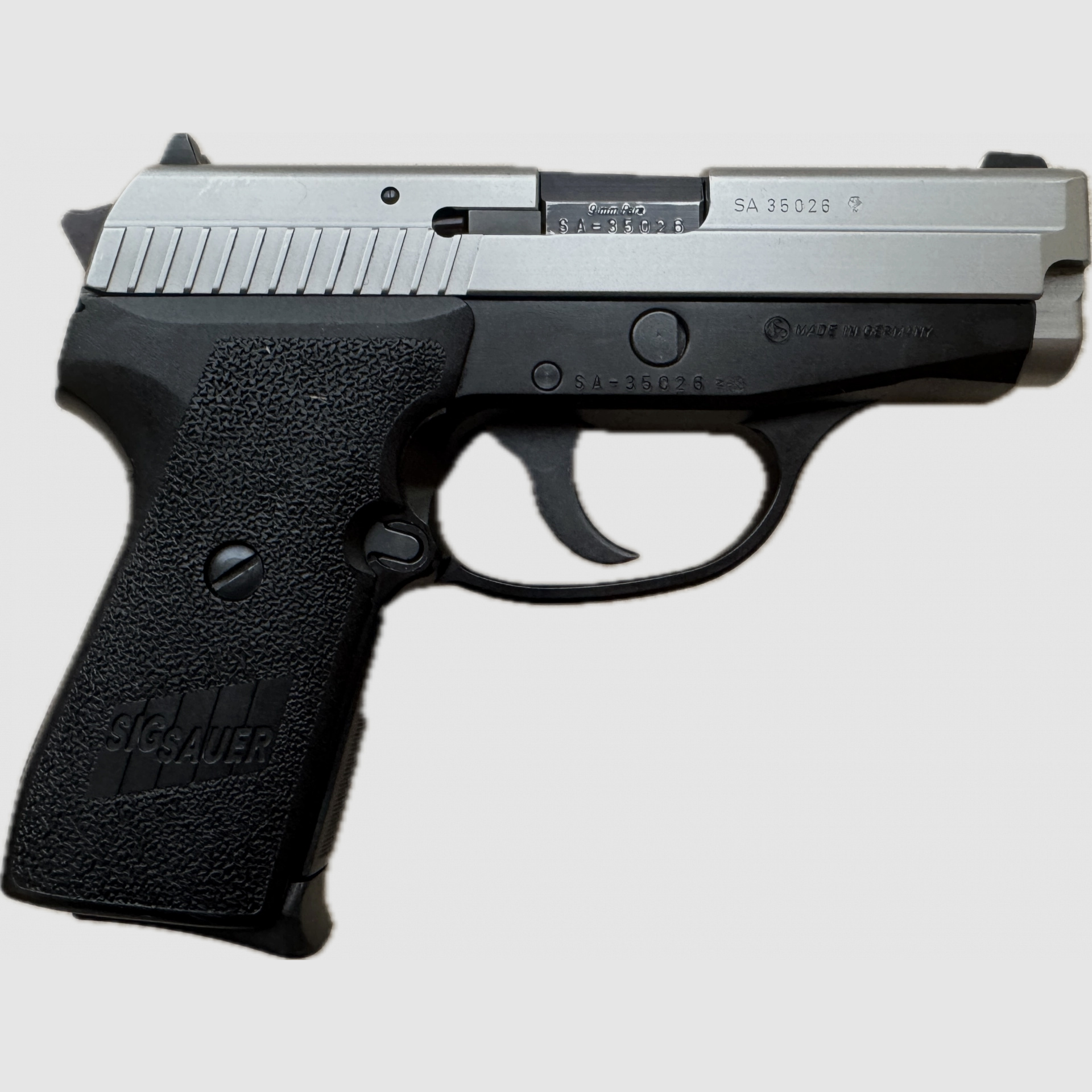Pistole Sig Sauer P 239 im Kaliber 9mm Luger Duotone