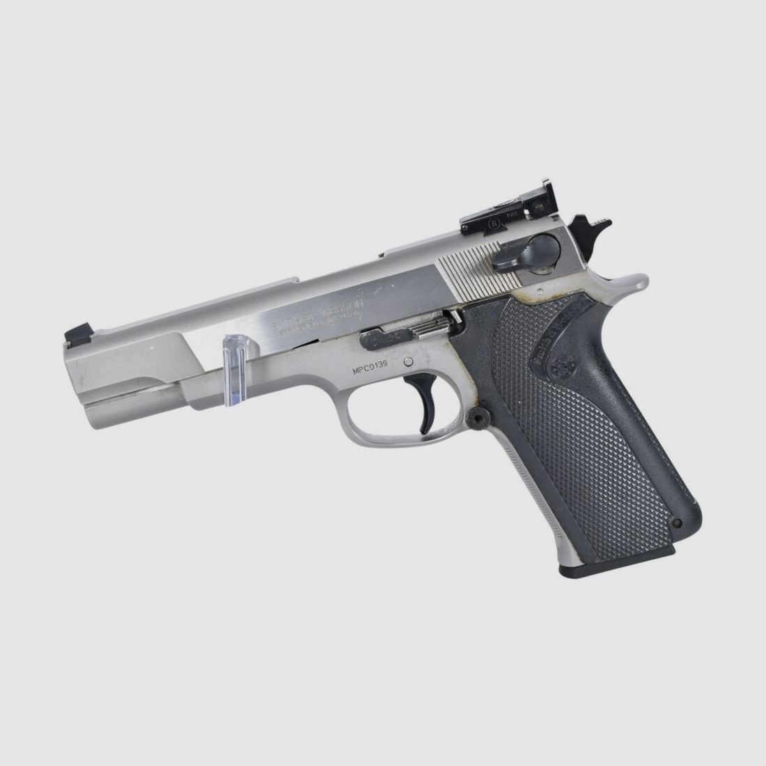 Smith & Wesson 845