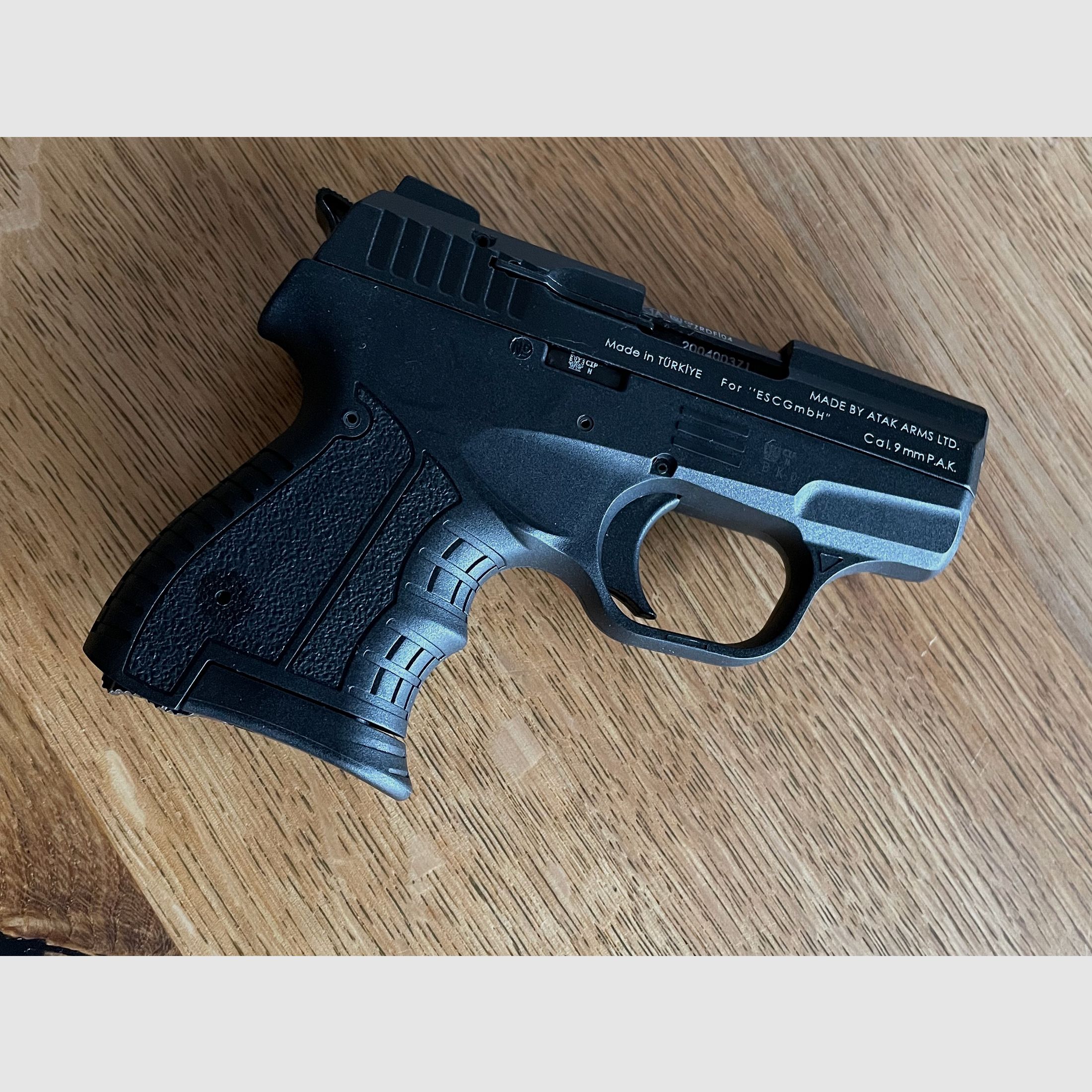 Zoraki Schreckschusspistole 906 mit diversem Zubehör 