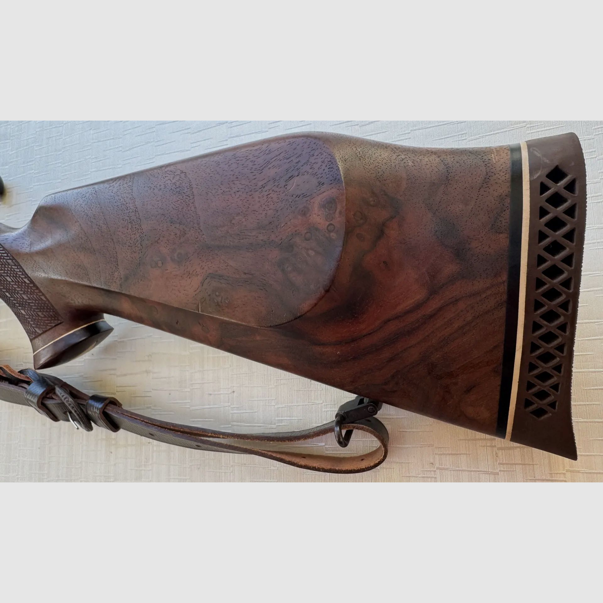 Weatherby Mark V rifle calibre 7×64