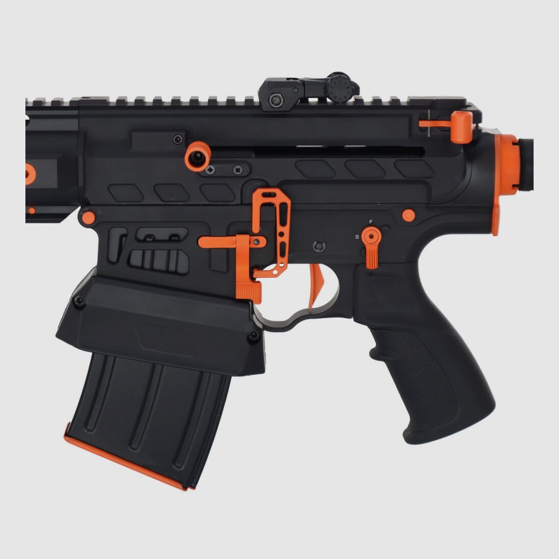 Huglu XR-8 Pro schwarz / orange