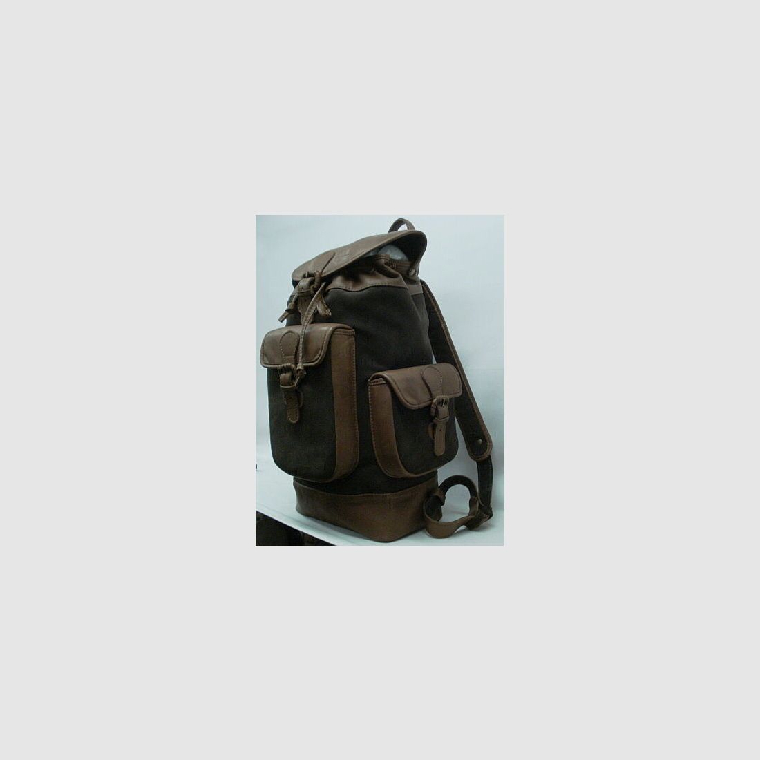 Zaino in Pelle Nobil Hunting da 35 Litri, 3 Tasche Esterne