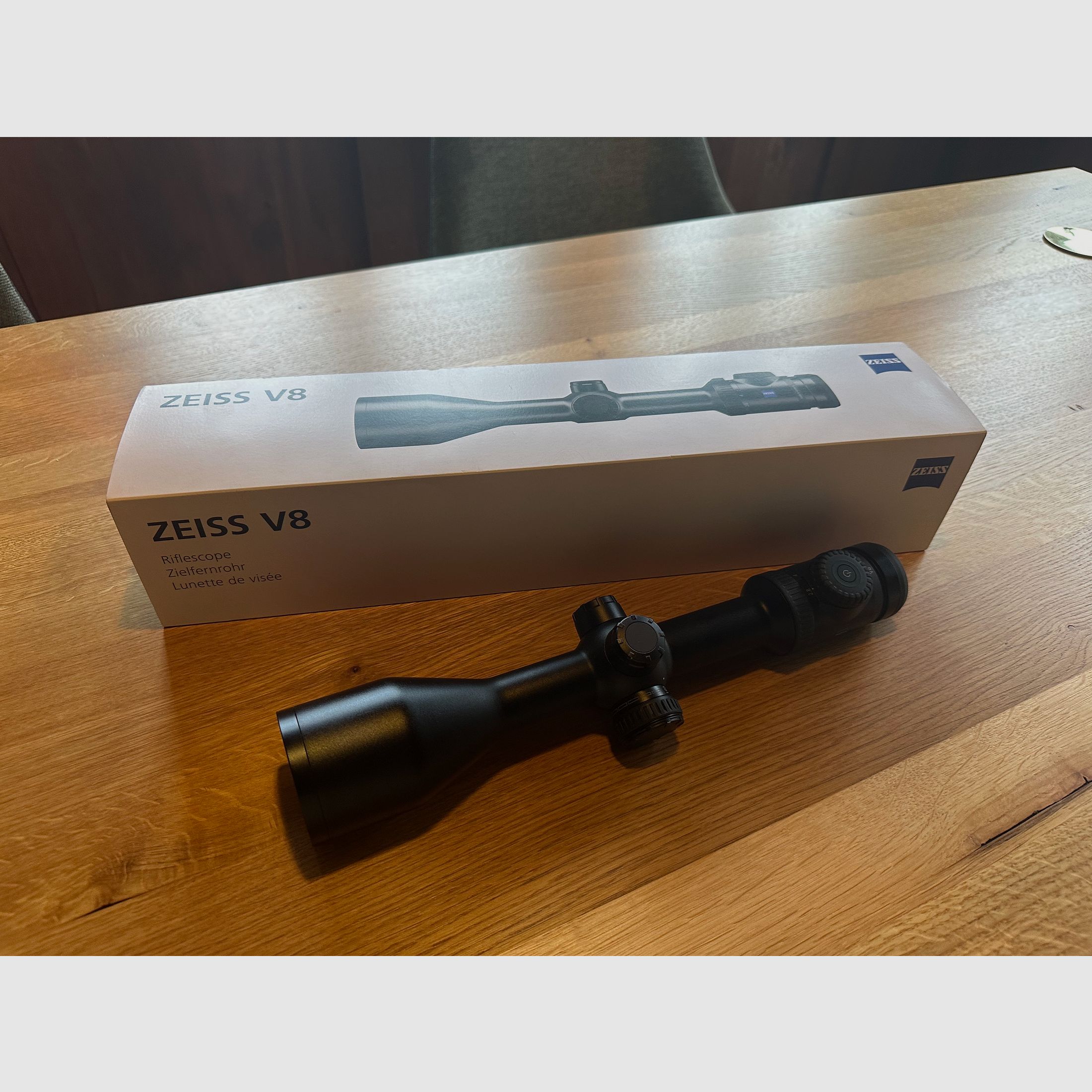 Zeiss V8 2.8-20x56 with rail LA 60